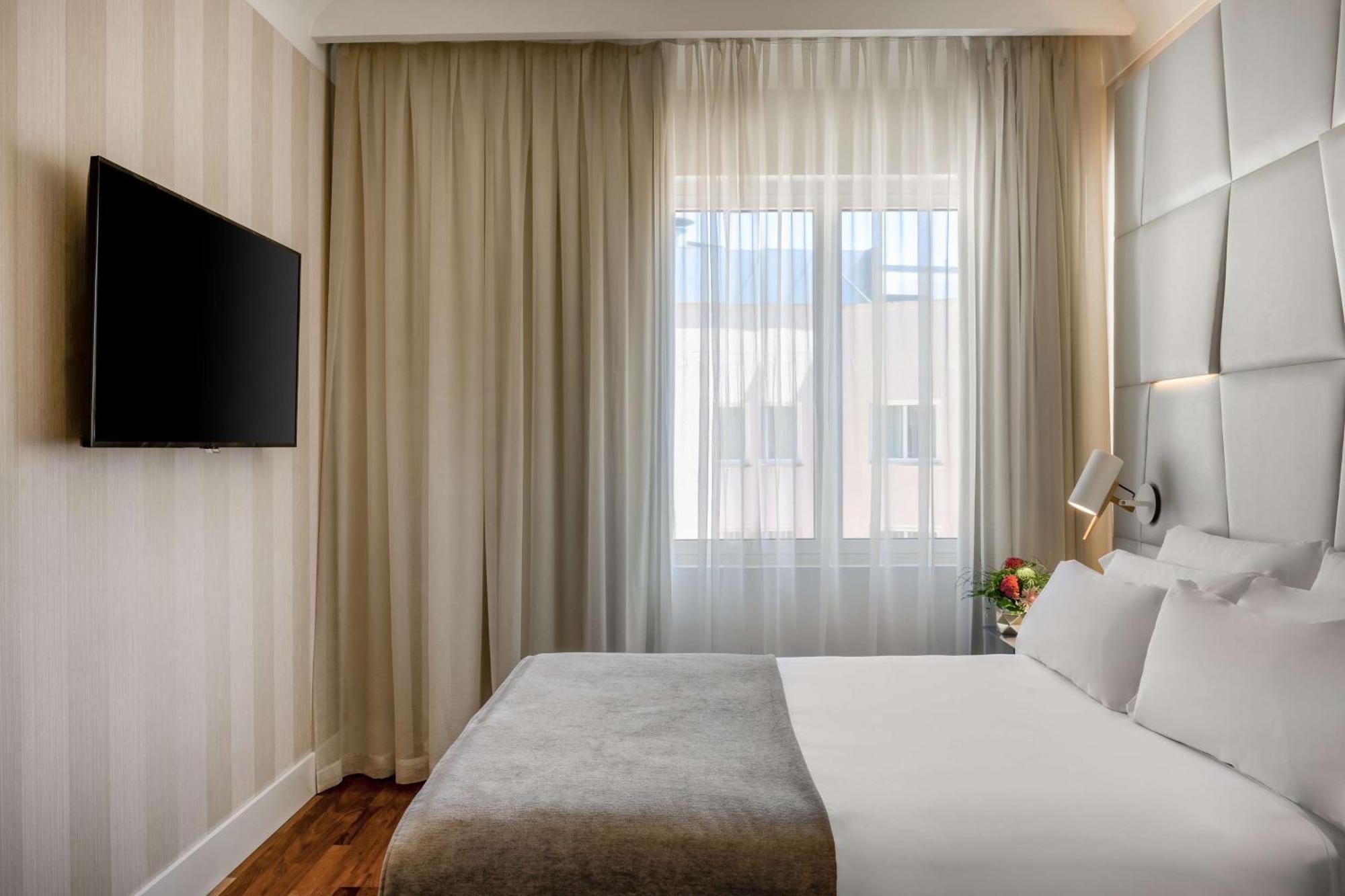 Nh Collection Madrid Colon Hotel Ngoại thất bức ảnh