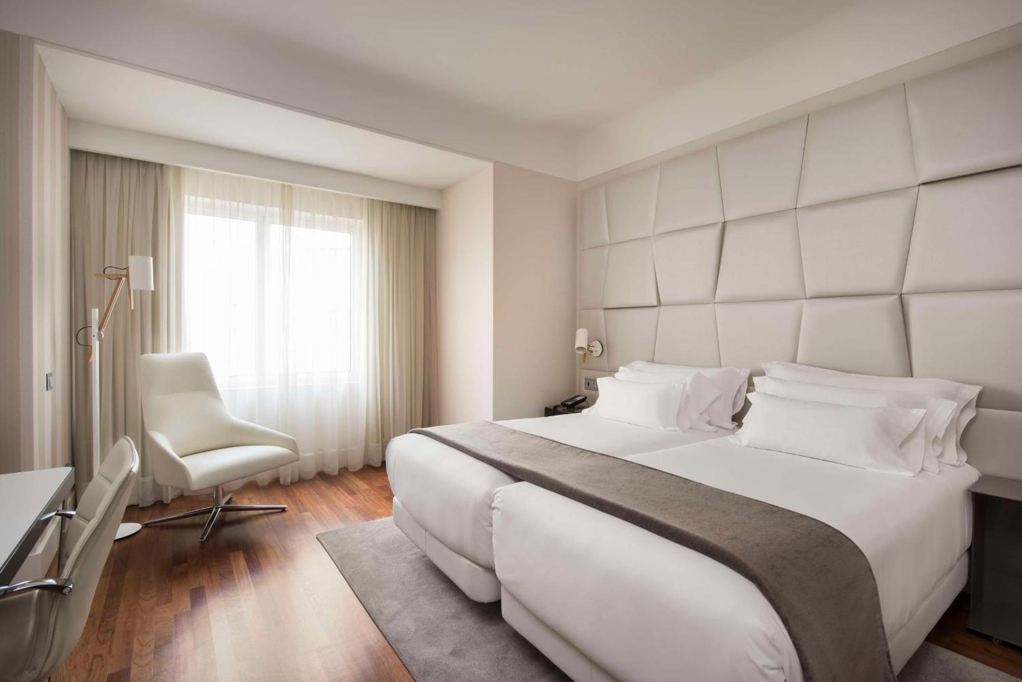 Nh Collection Madrid Colon Hotel Ngoại thất bức ảnh