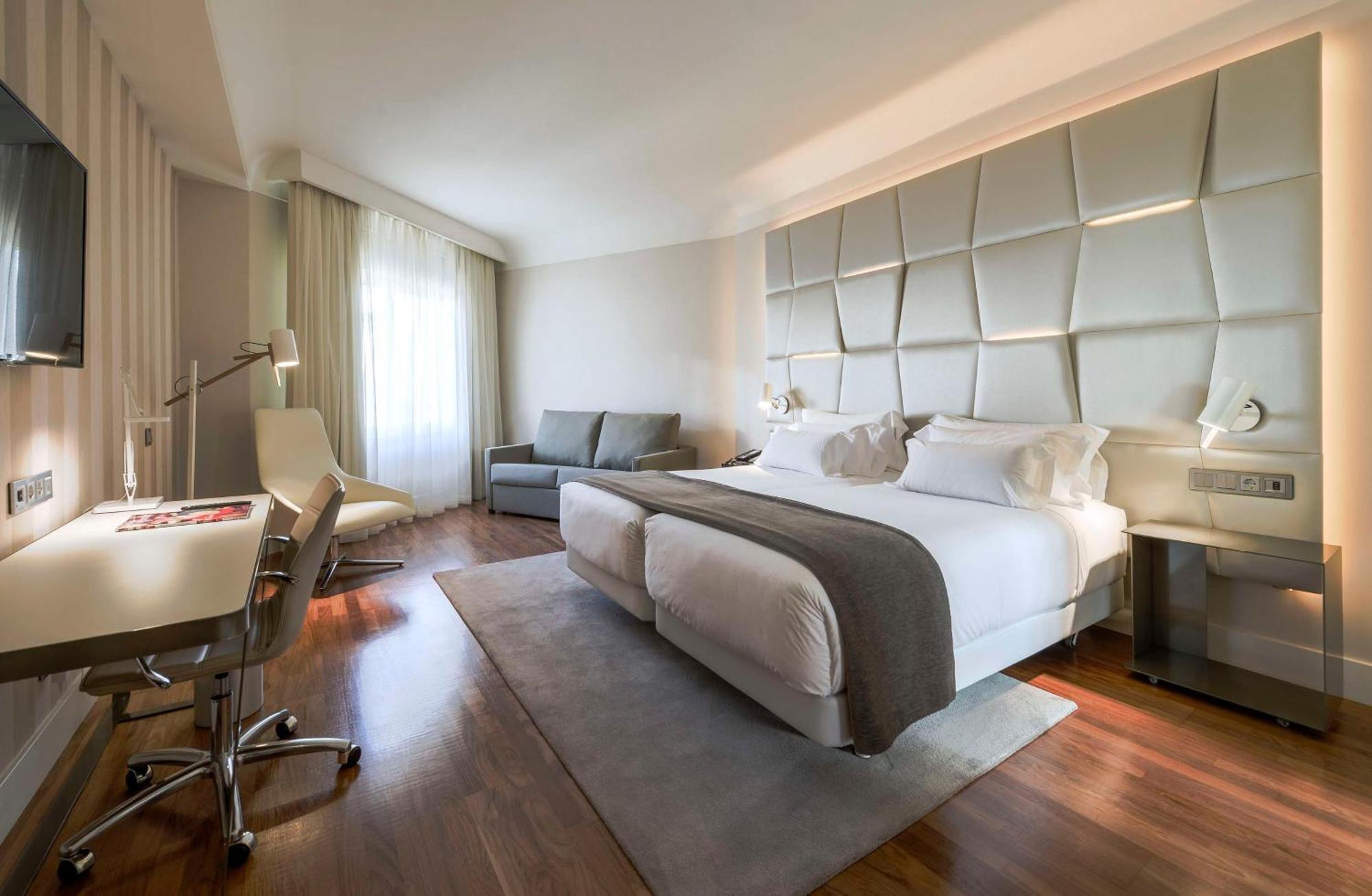 Nh Collection Madrid Colon Hotel Ngoại thất bức ảnh